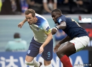 爱游戏官方入口-法国队横扫泰国队，黄鸭组合点燃赛场