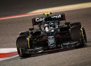 AYX体育赛事-阿斯顿马丁翻盘威廉姆斯，汉密尔顿扛起全队