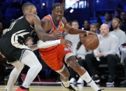 爱游戏在线-骑士险胜国王，利拉德高光表现