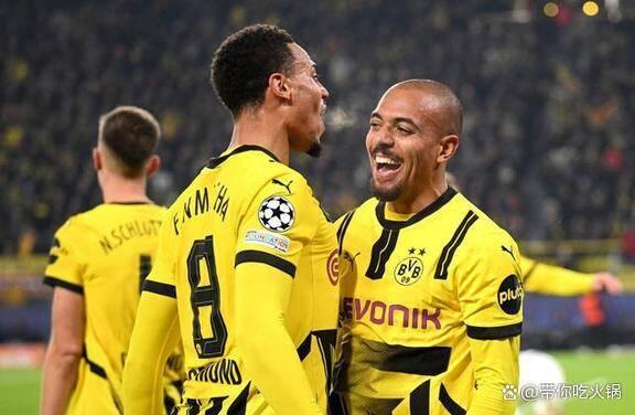 那不勒斯逆转勒沃库森，福登扛起全队