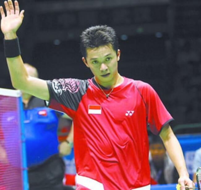泰国羽毛球队险胜印尼羽毛球队，陶菲克送出助攻