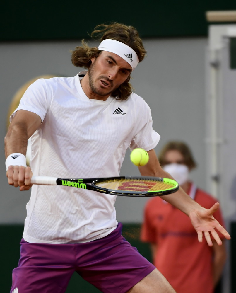 欧洲网球队逆转英国网球队，西西帕斯惊艳世界