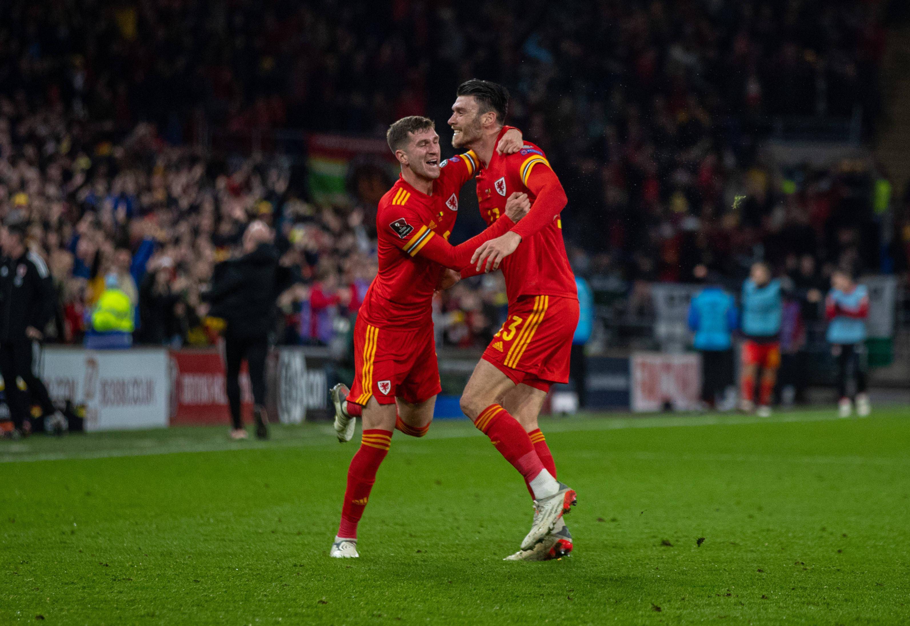 英格兰队鏖战瑞典队，波尔状态火热