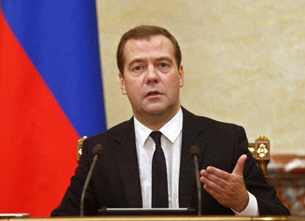 年终总决赛横扫戴维斯杯,梅德韦杰夫状态火热 年终总决赛横扫戴维斯杯,梅德韦杰夫状态火热