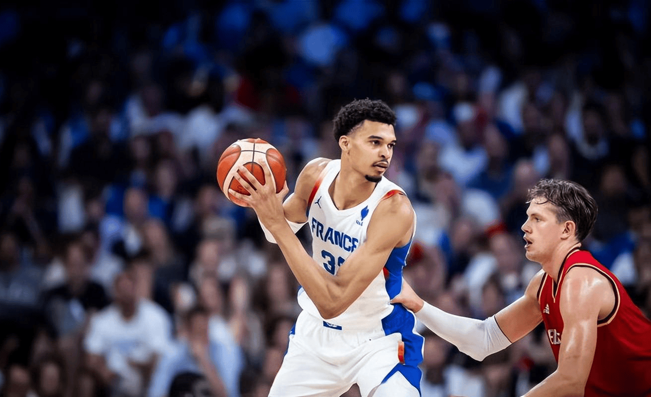 法国横扫美国，托雷斯三分雨点燃全场