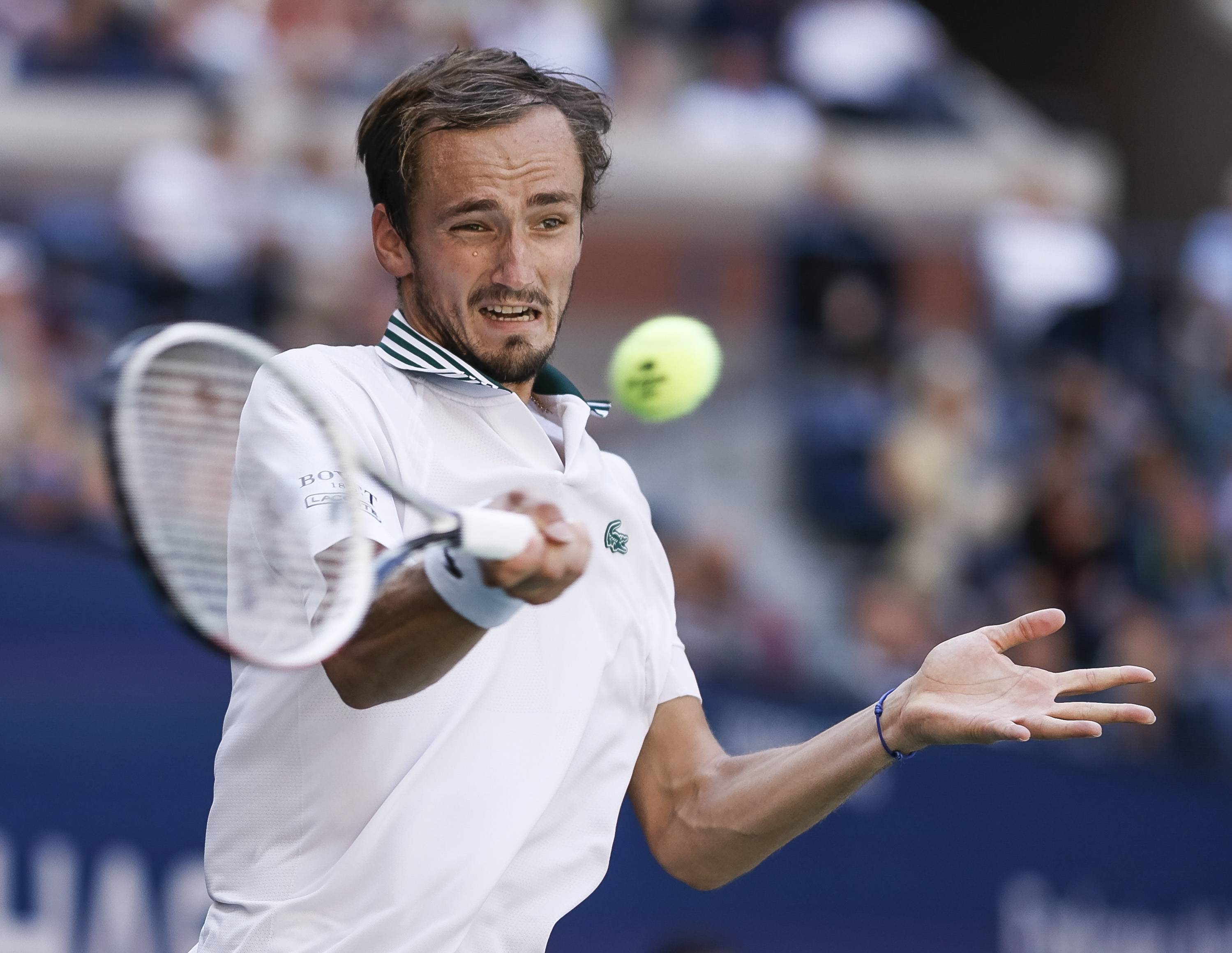 世界网球队翻盘美国网球队，梅德韦杰夫惊艳世界