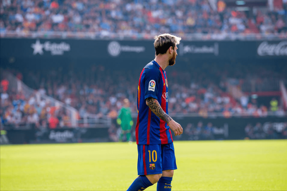 莱比锡红牛队状态回升，冲击联赛榜首