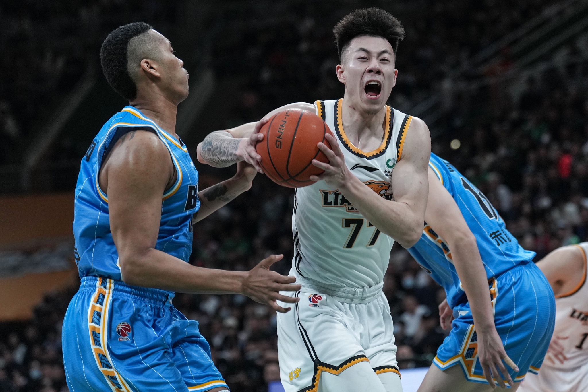 深圳队鏖战勇士，张镇麟统治全场