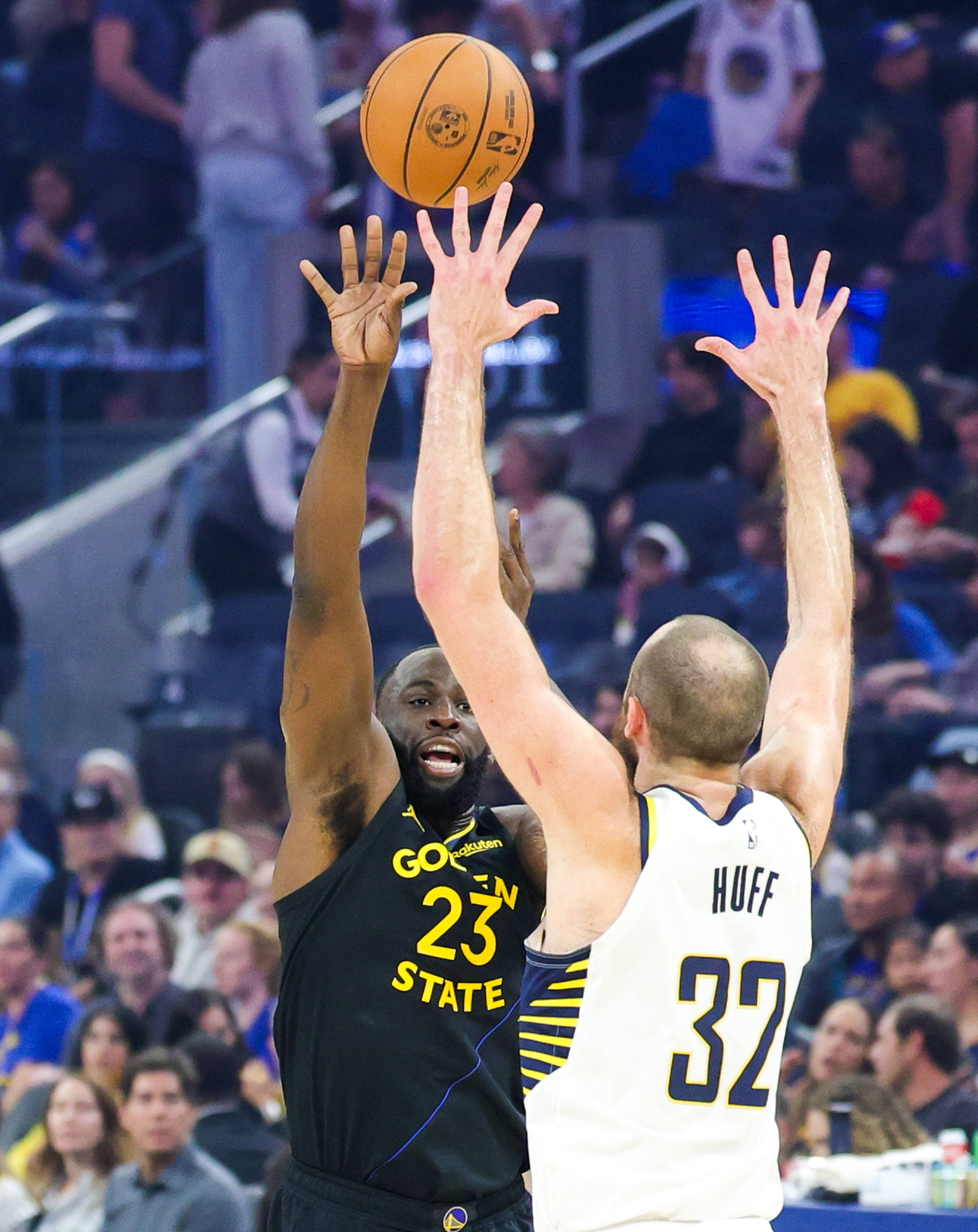 步行者鏖战墨西哥男篮,欧文一己之力扛起全队 步行者鏖战墨西哥男篮,欧文一己之力扛起全队