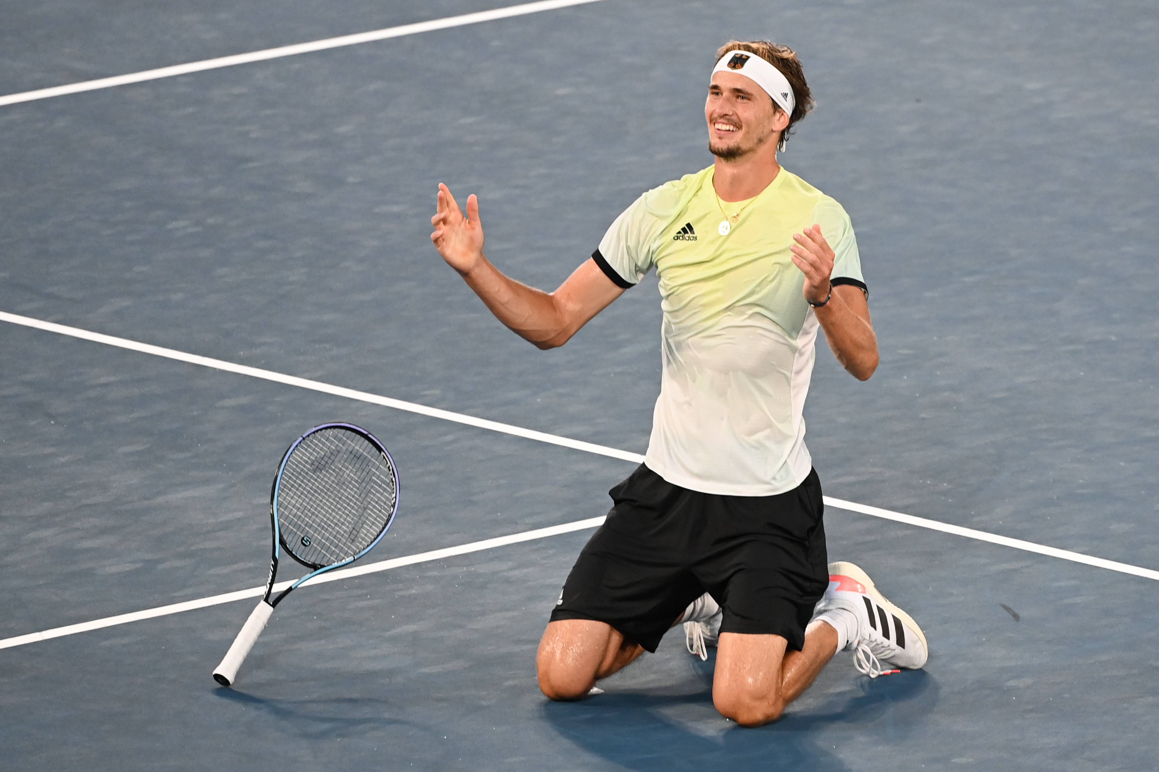 英国网球队轻取美国网球队，兹维列夫惊艳世界