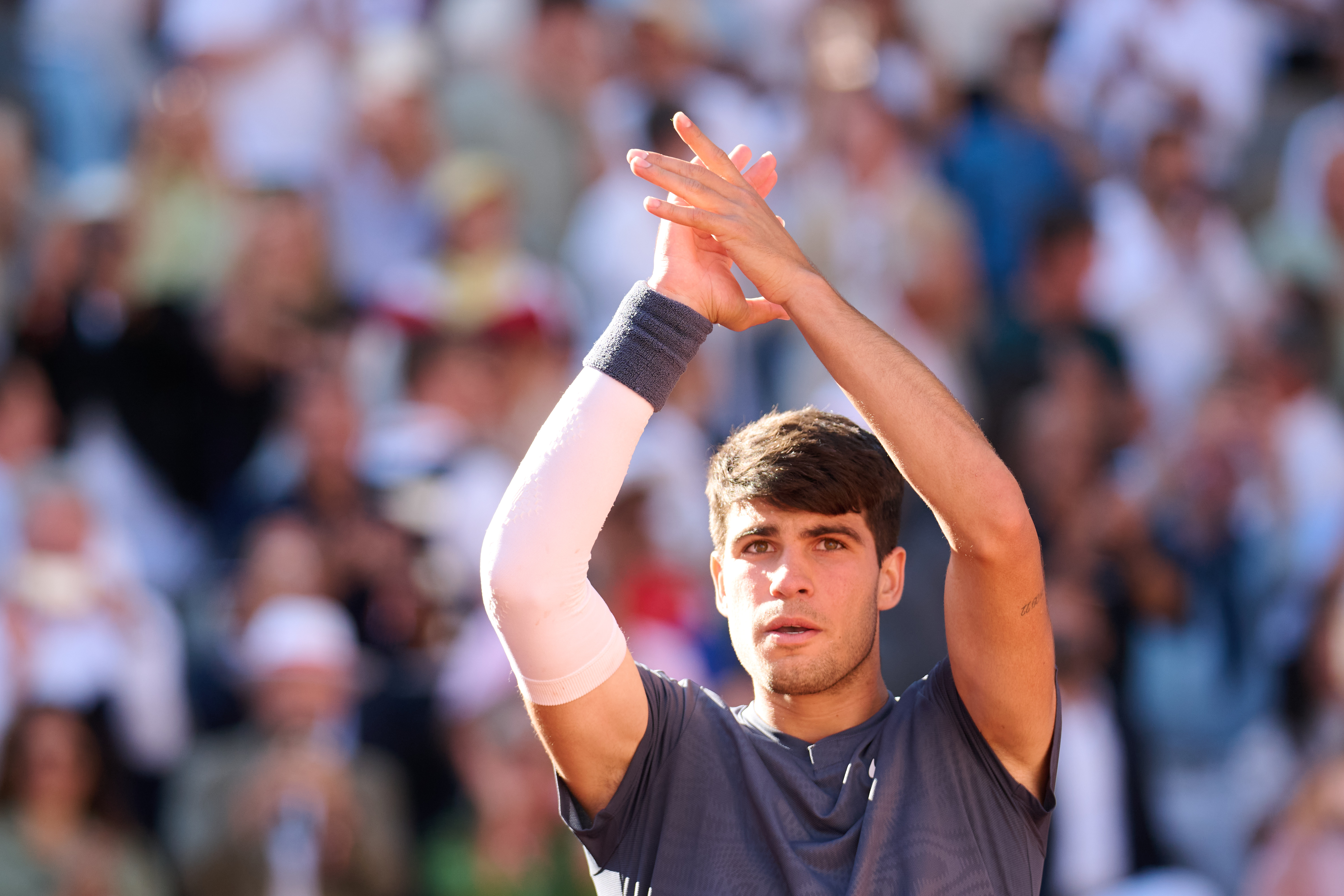 法网绝杀联合杯,兹维列夫统治全场 法网绝杀联合杯,兹维列夫统治全场