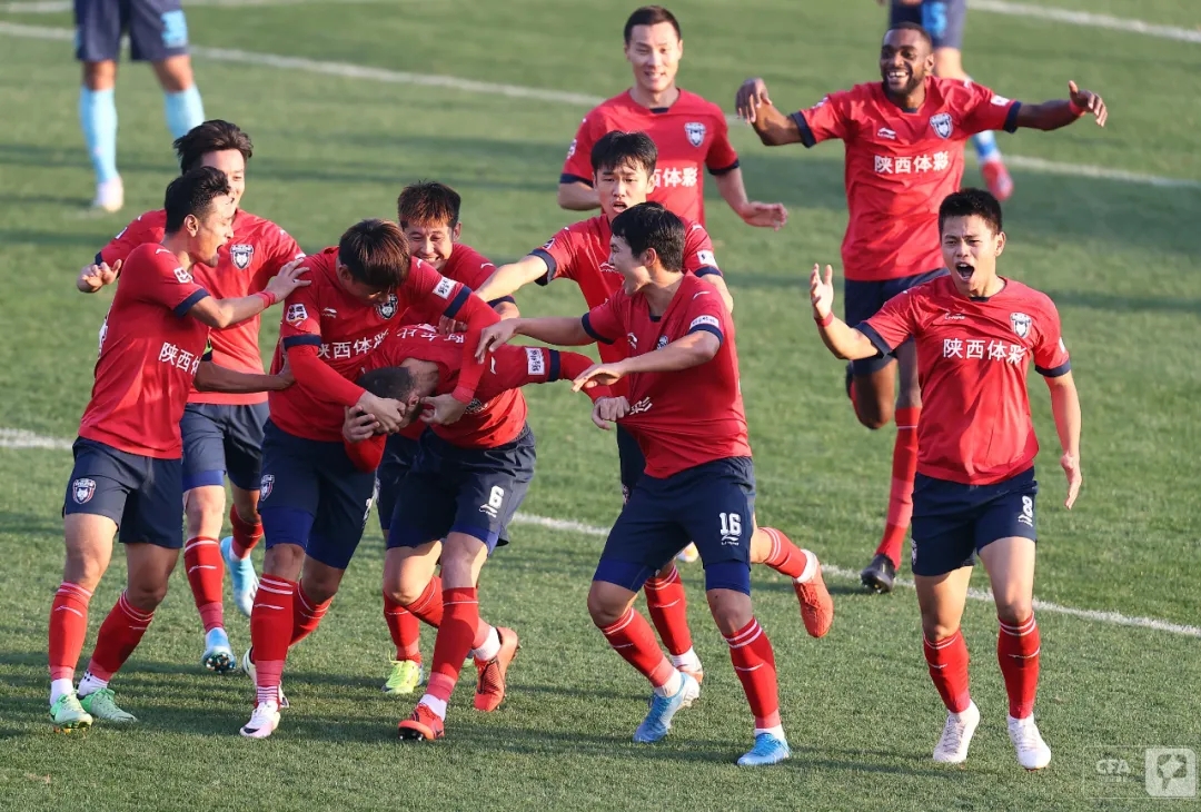 足球场上的风云变幻，球队成绩蹿升