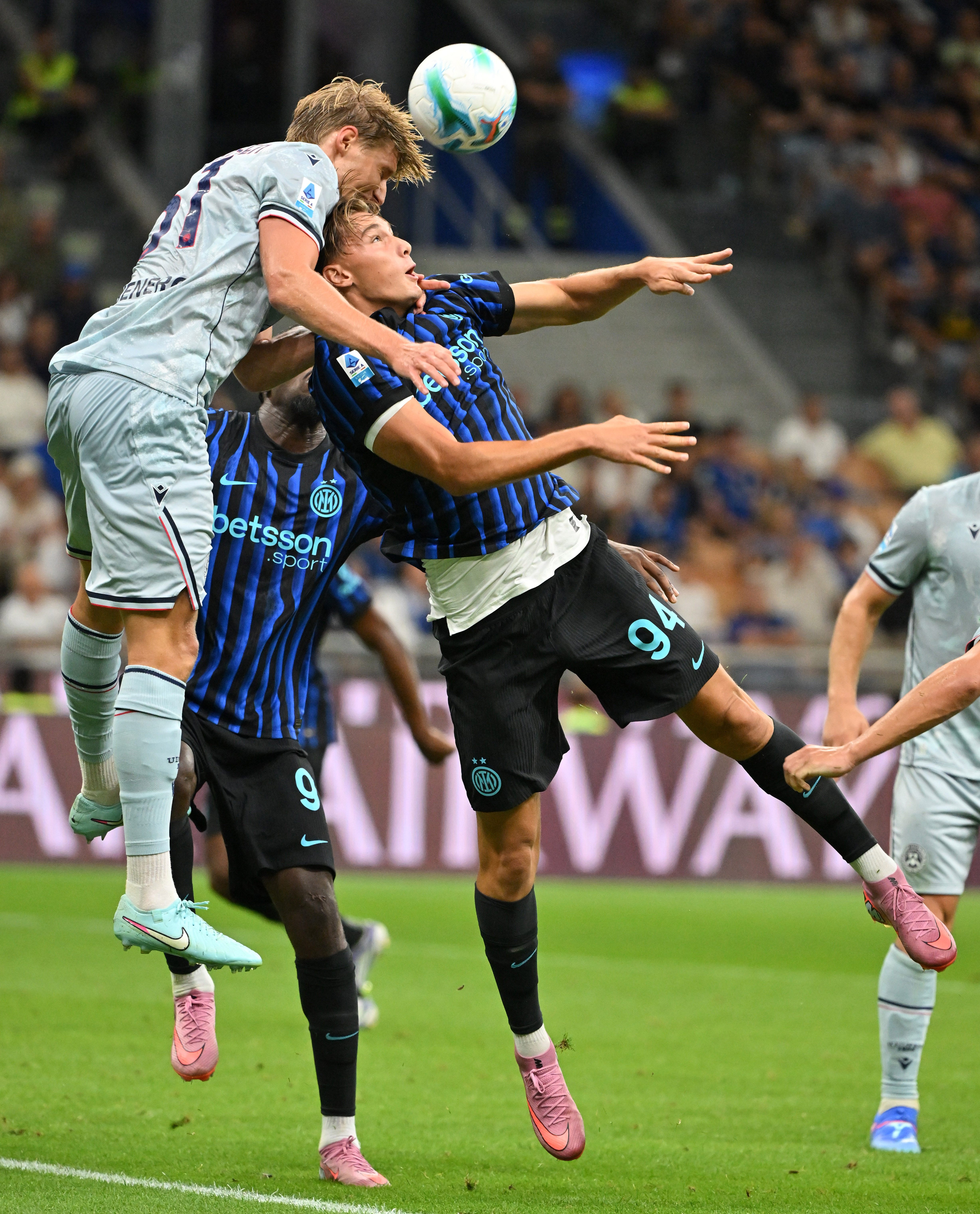 意甲劲旅国际米兰欧冠表现抢眼